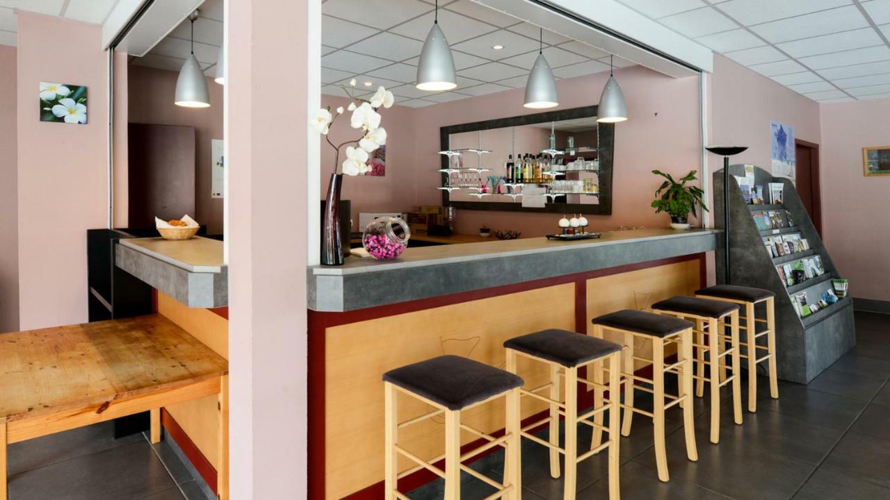 多美因格林度假酒店 河镇 外观 照片